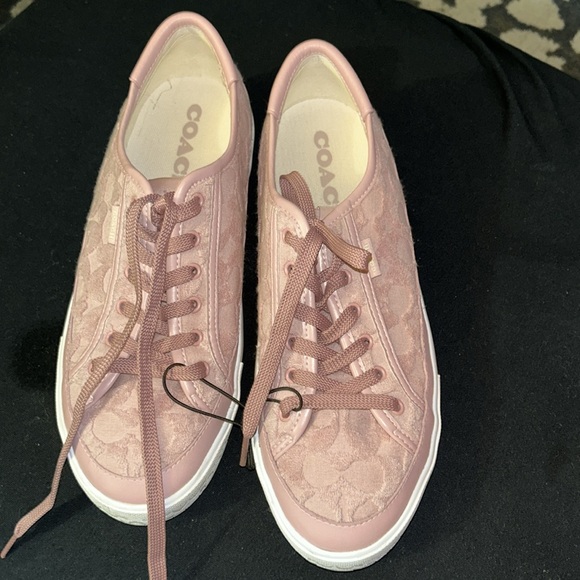 Coach Pink Sneakers Classic Low-Top Design - Picture 7 of 16